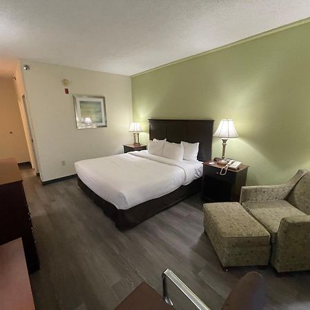 Comfort Inn Pinehurst - Southern Pines Екстер'єр фото