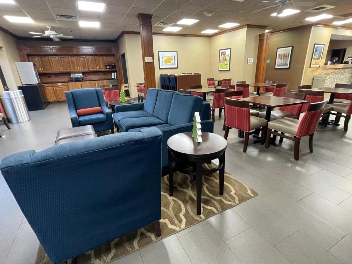 Comfort Inn Pinehurst - Southern Pines Екстер'єр фото