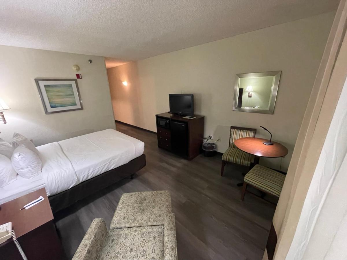 Comfort Inn Pinehurst - Southern Pines Екстер'єр фото