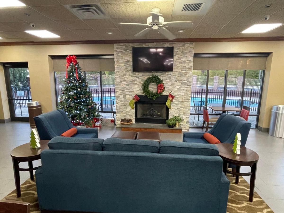 Comfort Inn Pinehurst - Southern Pines Екстер'єр фото