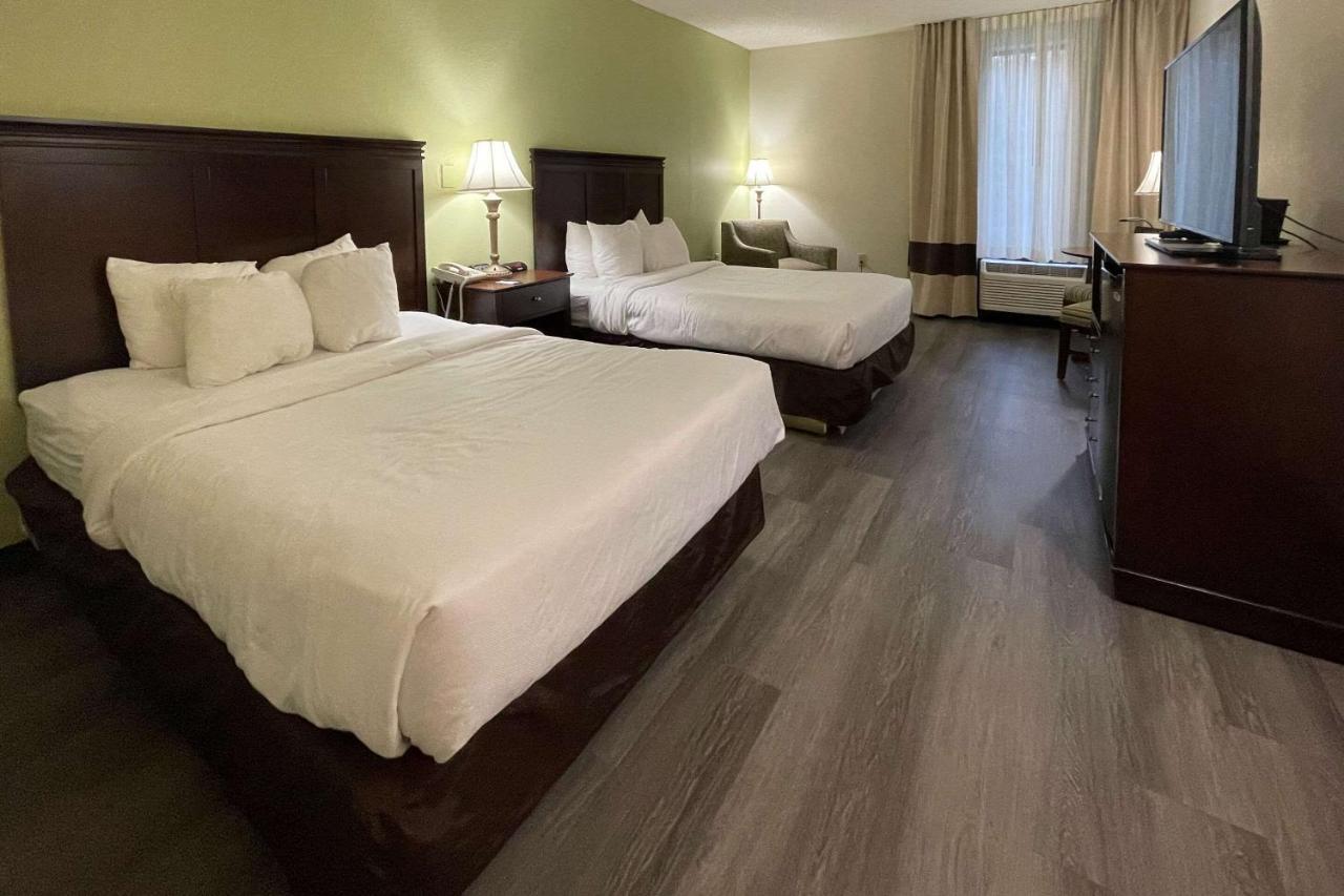 Comfort Inn Pinehurst - Southern Pines Екстер'єр фото