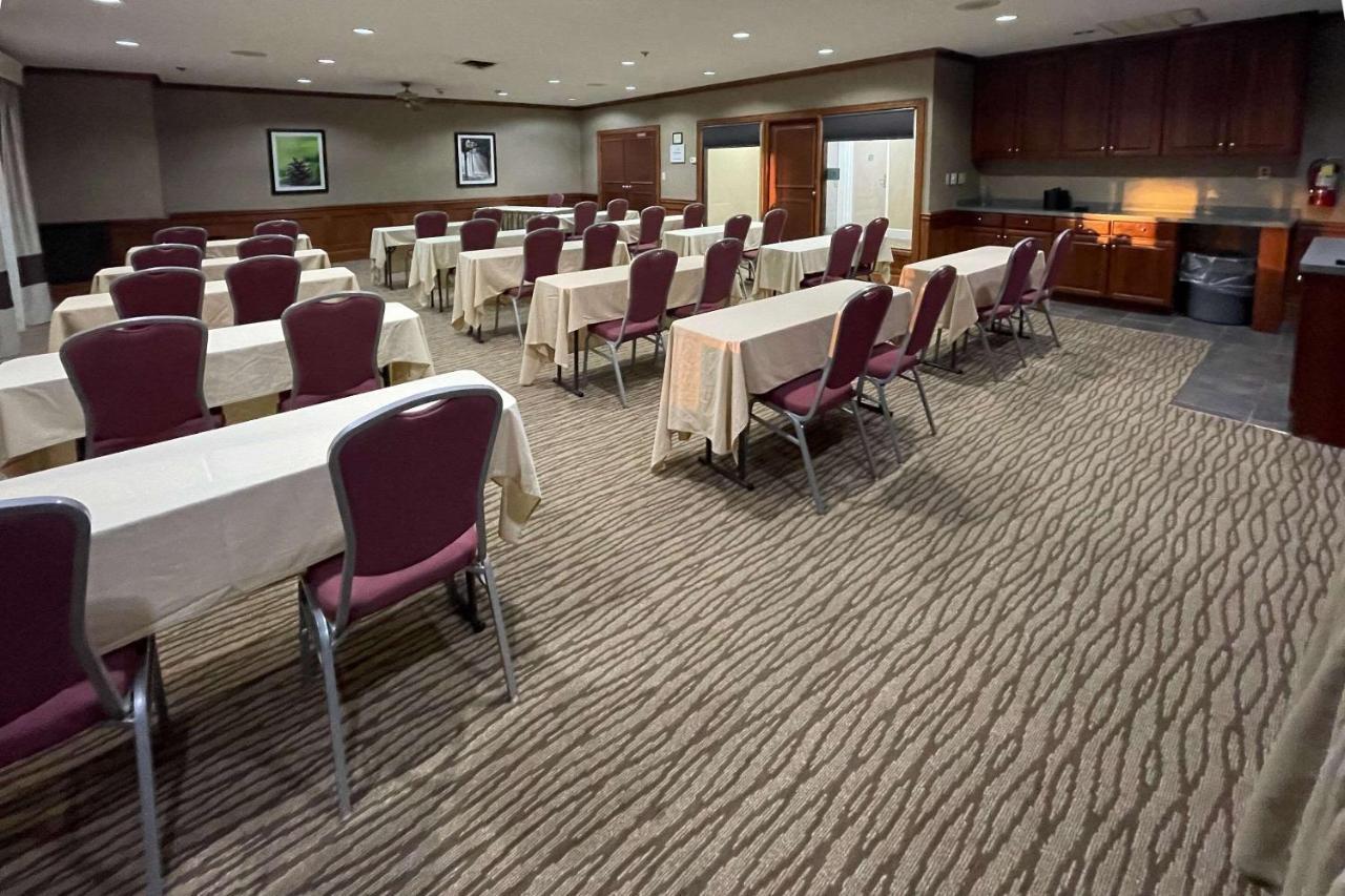 Comfort Inn Pinehurst - Southern Pines Екстер'єр фото