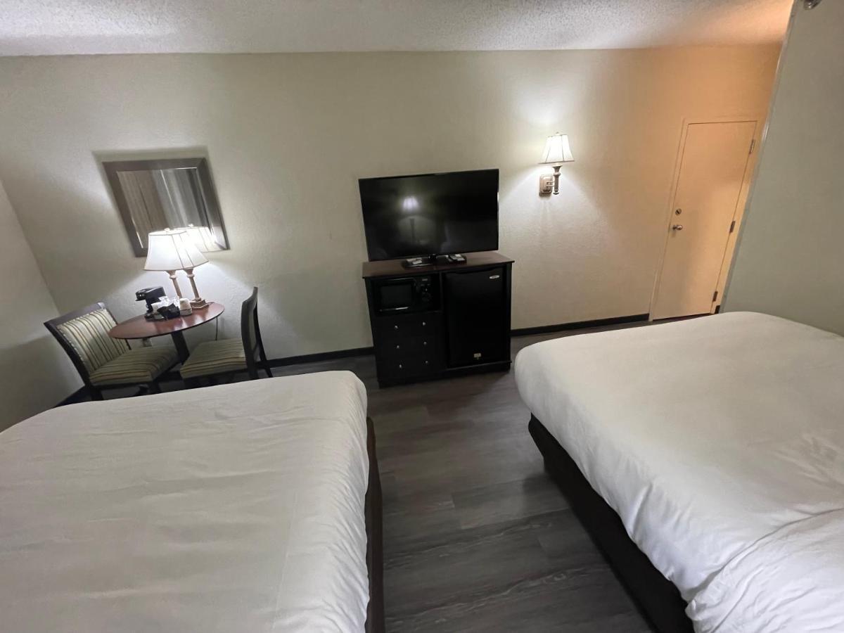 Comfort Inn Pinehurst - Southern Pines Екстер'єр фото