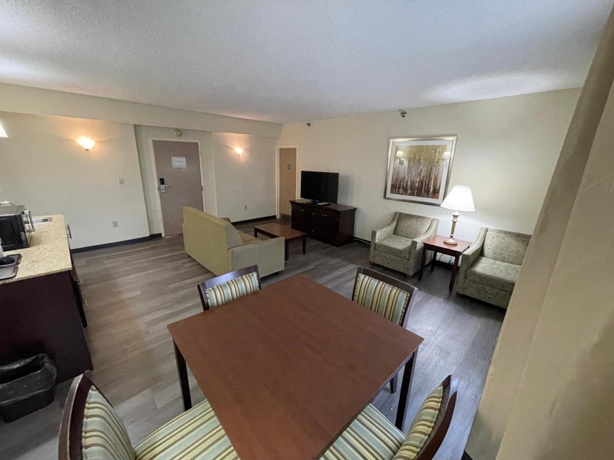 Comfort Inn Pinehurst - Southern Pines Екстер'єр фото