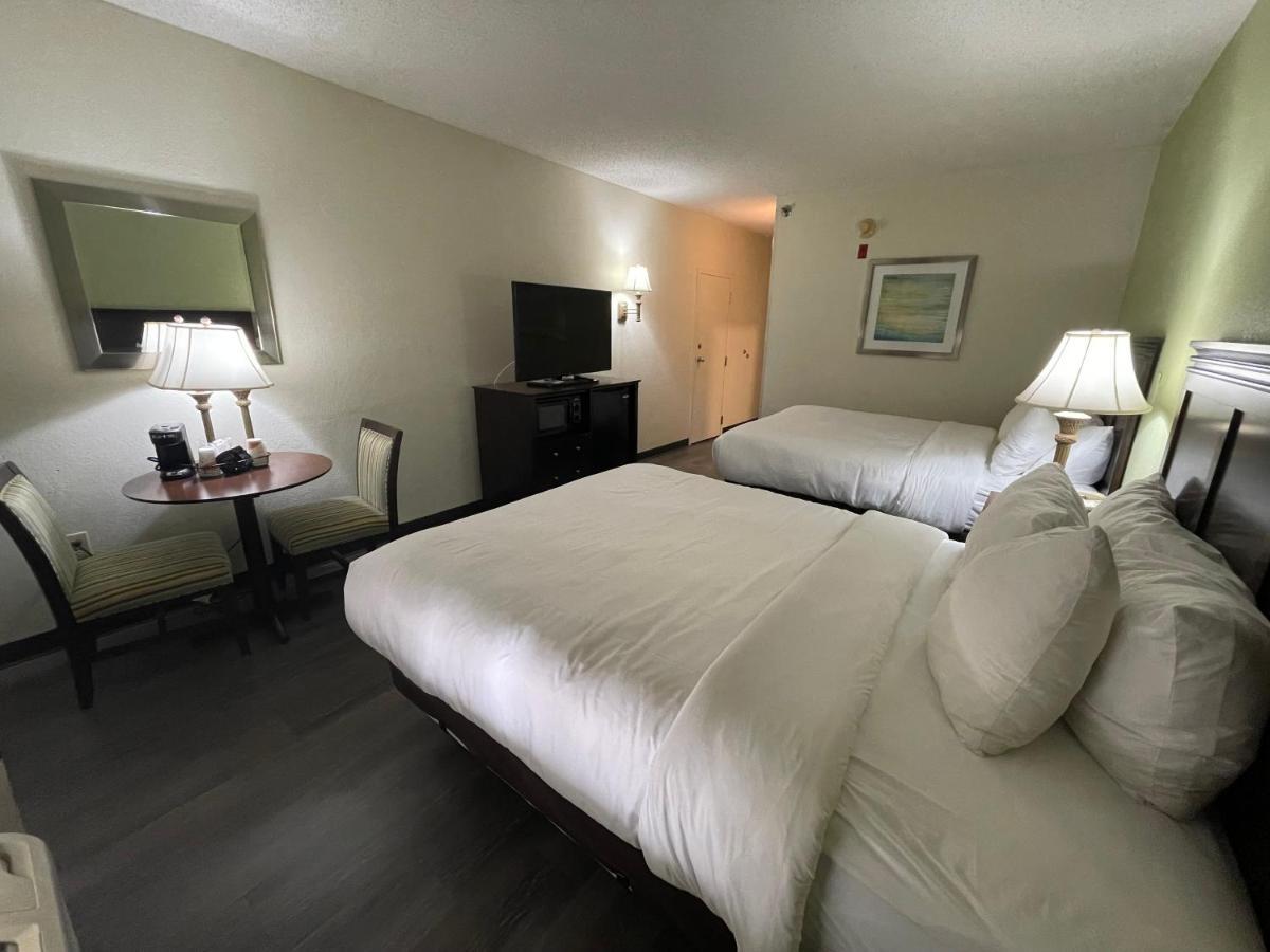 Comfort Inn Pinehurst - Southern Pines Екстер'єр фото