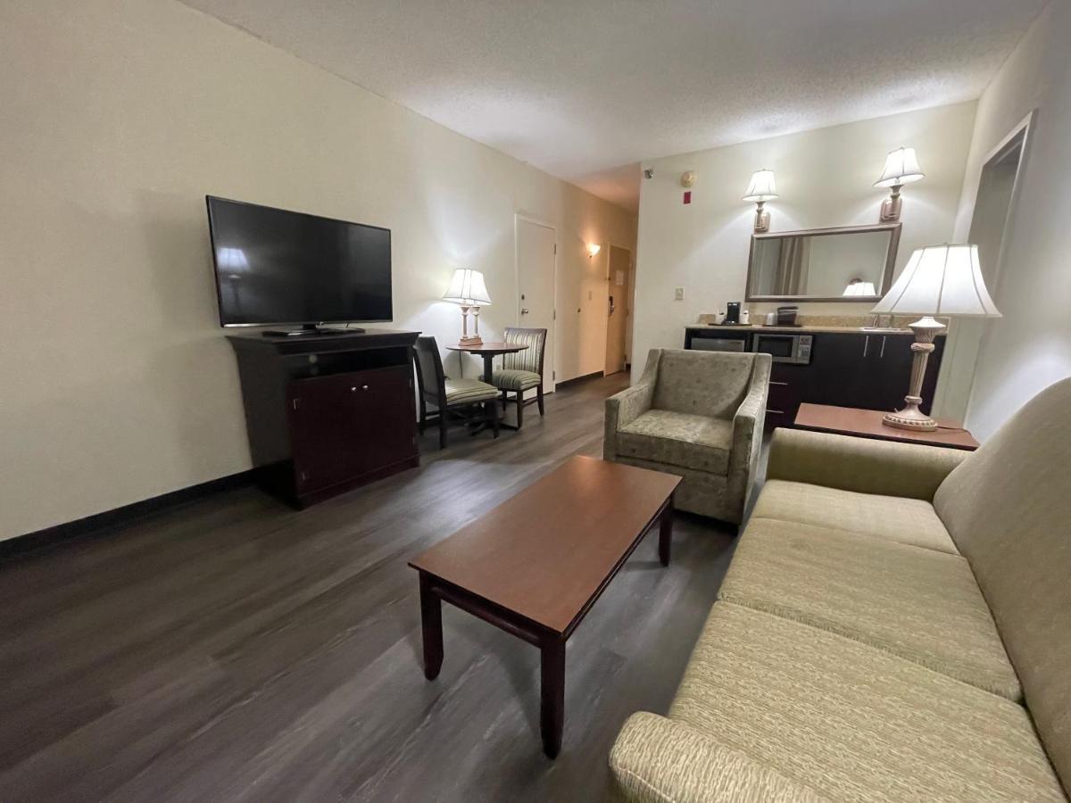 Comfort Inn Pinehurst - Southern Pines Екстер'єр фото