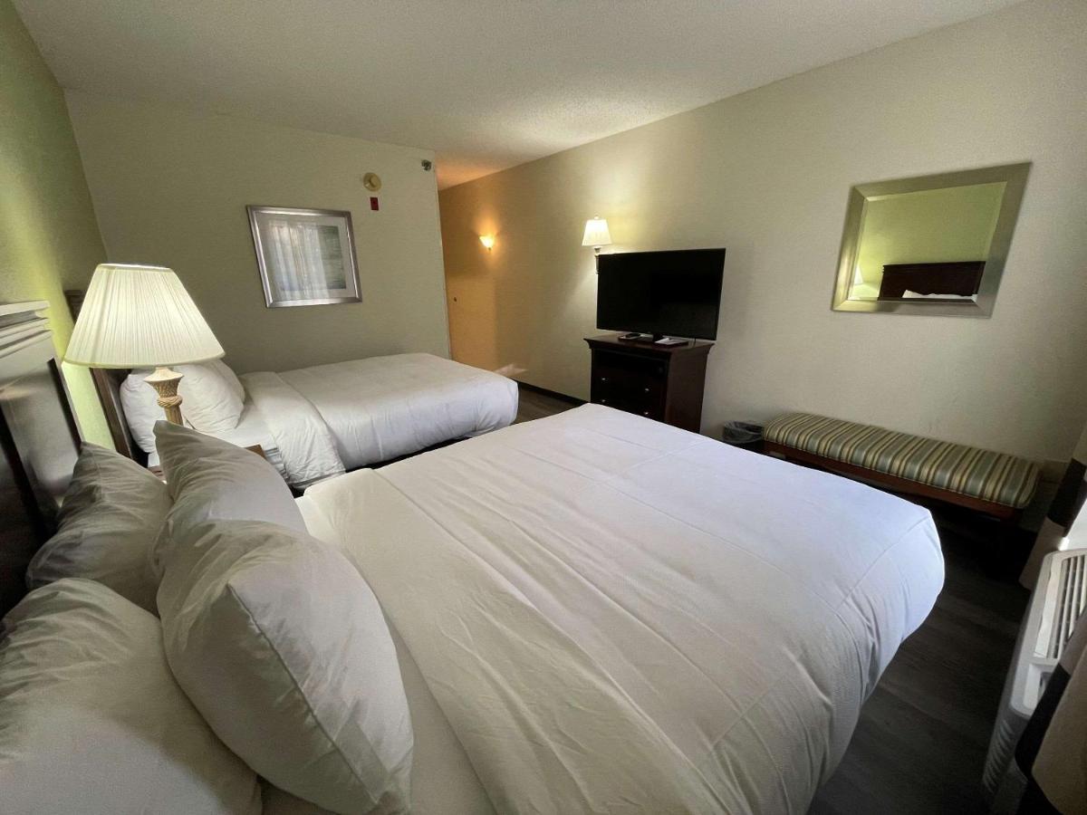 Comfort Inn Pinehurst - Southern Pines Екстер'єр фото