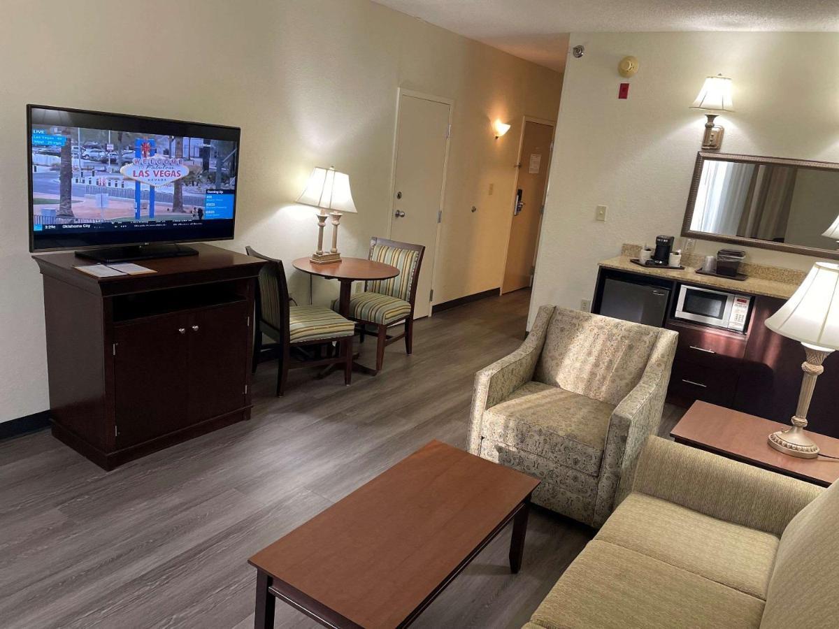 Comfort Inn Pinehurst - Southern Pines Екстер'єр фото